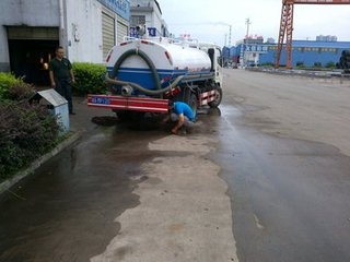 疏通下水管道|厕所疏通，本地商家上门服务价格优惠